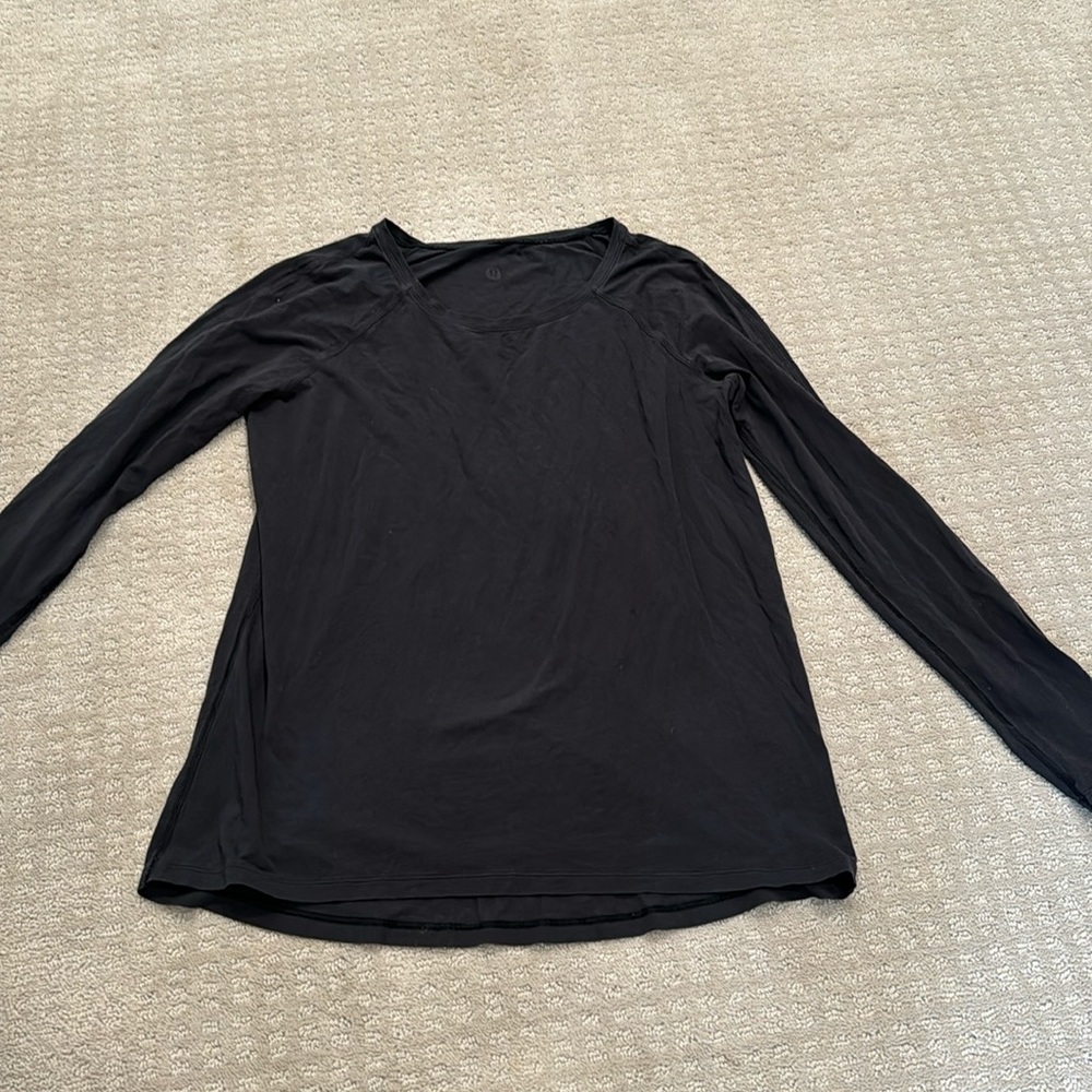 Lululemon black long sleeve